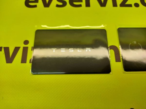Ключ-карта открытия доступа к автомобилю Tesla Model 3, Model Y