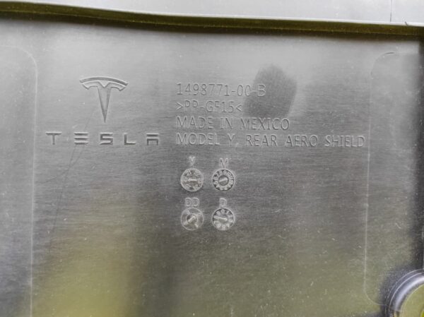 Защита заднего подрамника Tesla model Y