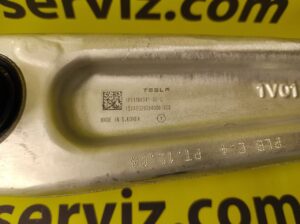 Рычаг передней подвески нижний прямой слева и справа Tesla model Y