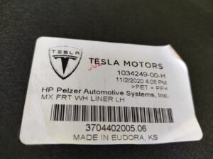 Подкрылок передний слева Tesla MX