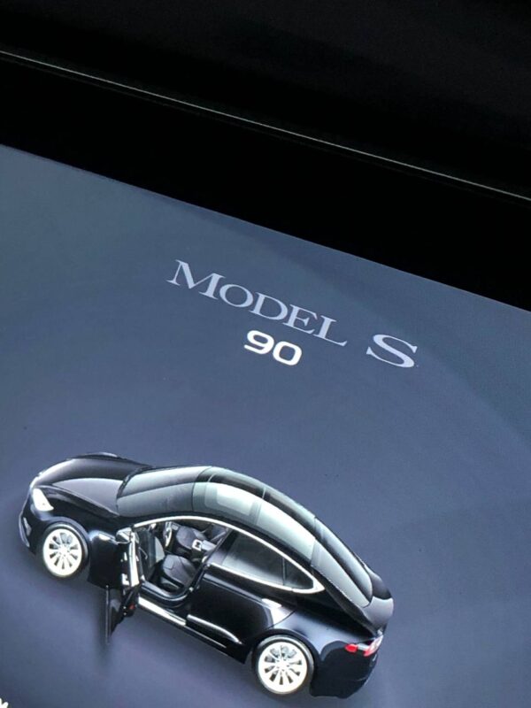 90kWh tesla battery