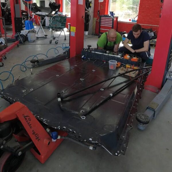 tesla battery repair
